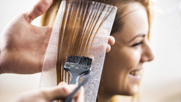 Не делай так: 10 ошибок домашнего окрашивания, которые портят твои волосы