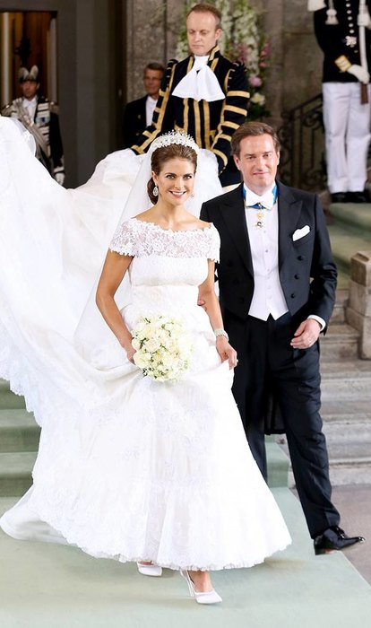 Королевский размах: самые красивые свадебные платья принцесс