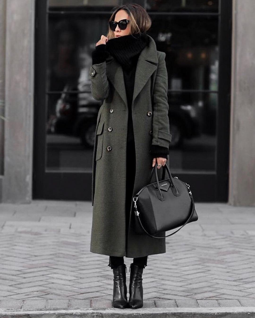 Стильное модное пальто